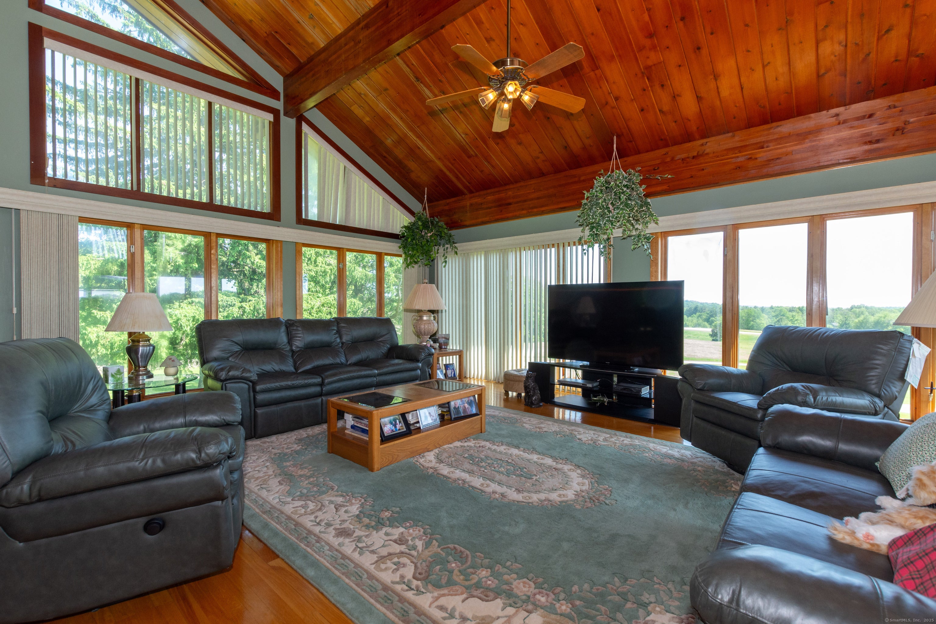 Woodstock, Connecticut, 06281, United States, 3 Bedrooms Bedrooms, ,5 BathroomsBathrooms,Residential,Active,1959926