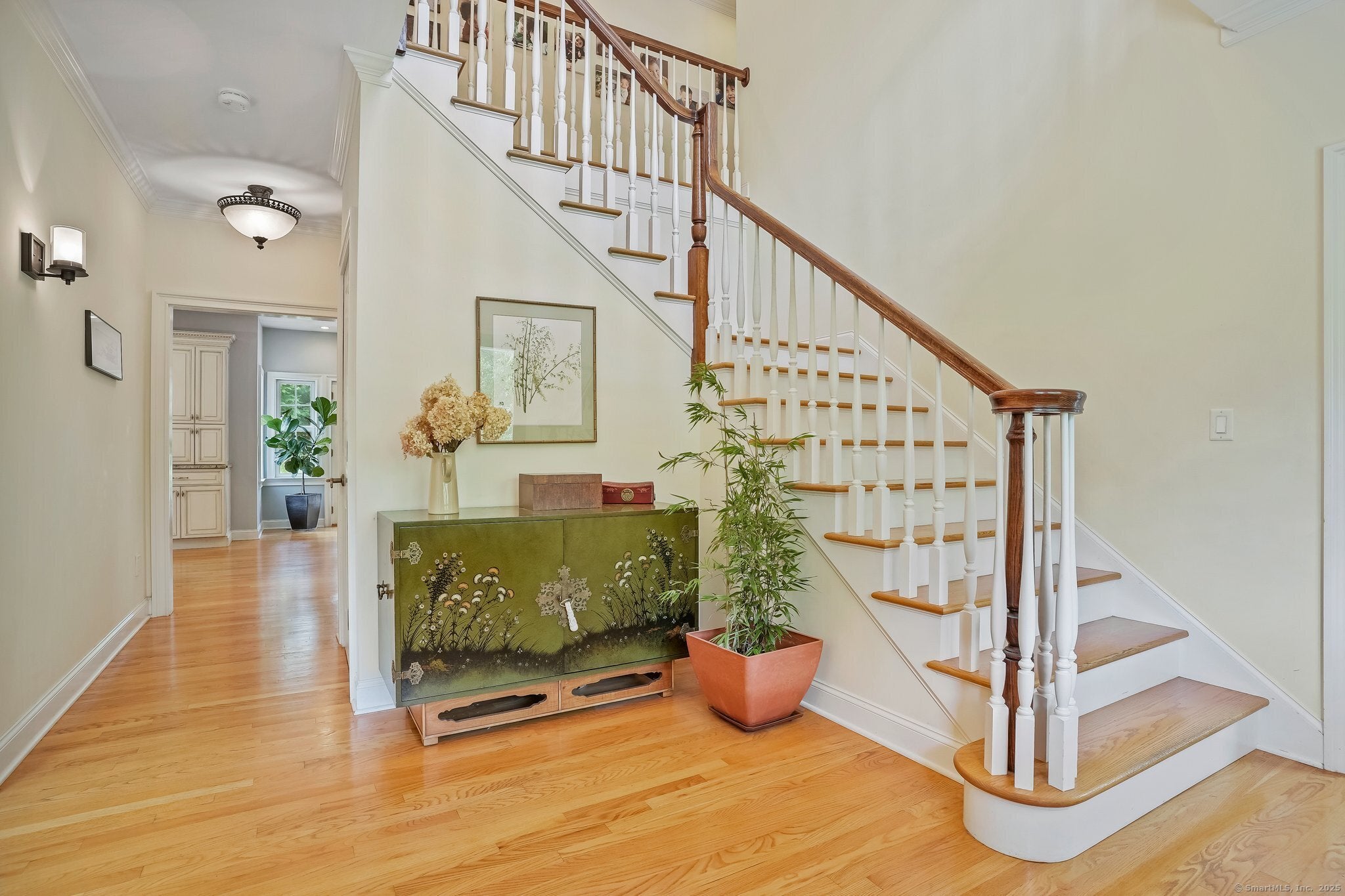 Woodbridge, Connecticut, 06525, United States, 4 Bedrooms Bedrooms, ,5 BathroomsBathrooms,Residential,Active,1849525