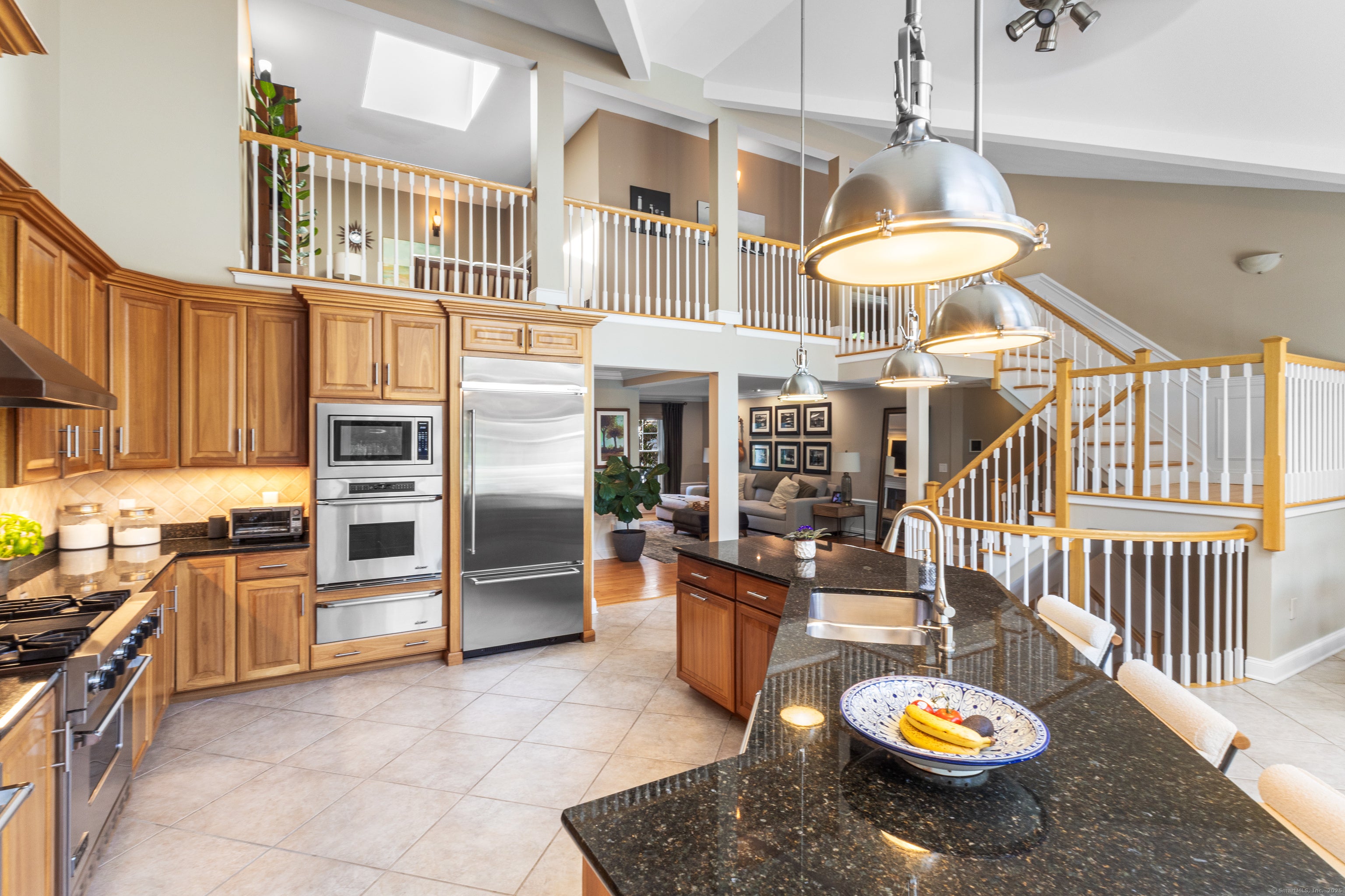 Waterford, Connecticut, 06385, United States, 4 Bedrooms Bedrooms, ,6 BathroomsBathrooms,Residential,Active,1963254