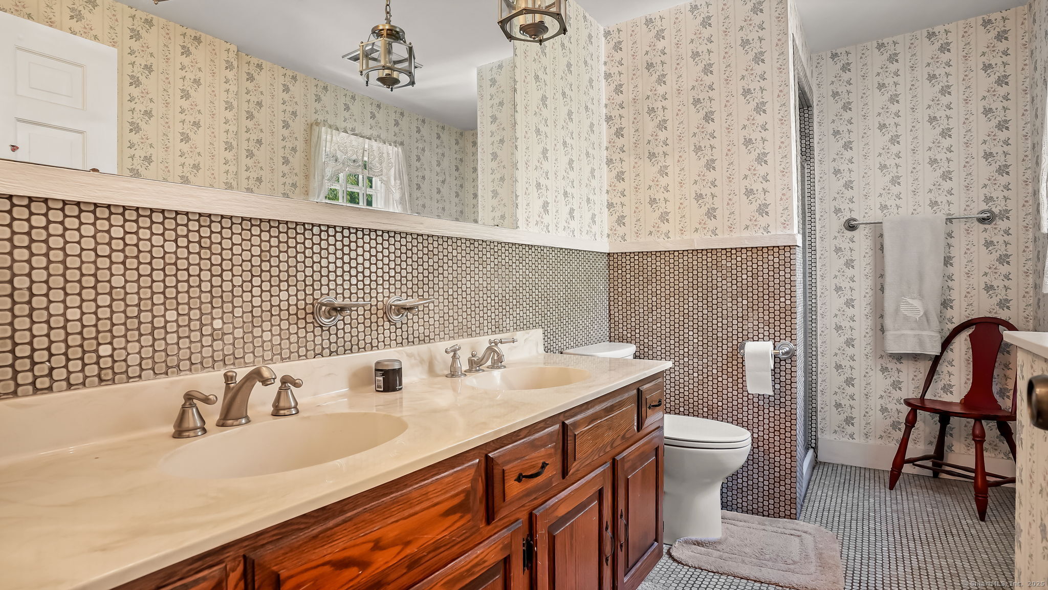 Trumbull, Connecticut, 06611, United States, 6 Bedrooms Bedrooms, ,6 BathroomsBathrooms,Residential,Active,1922320