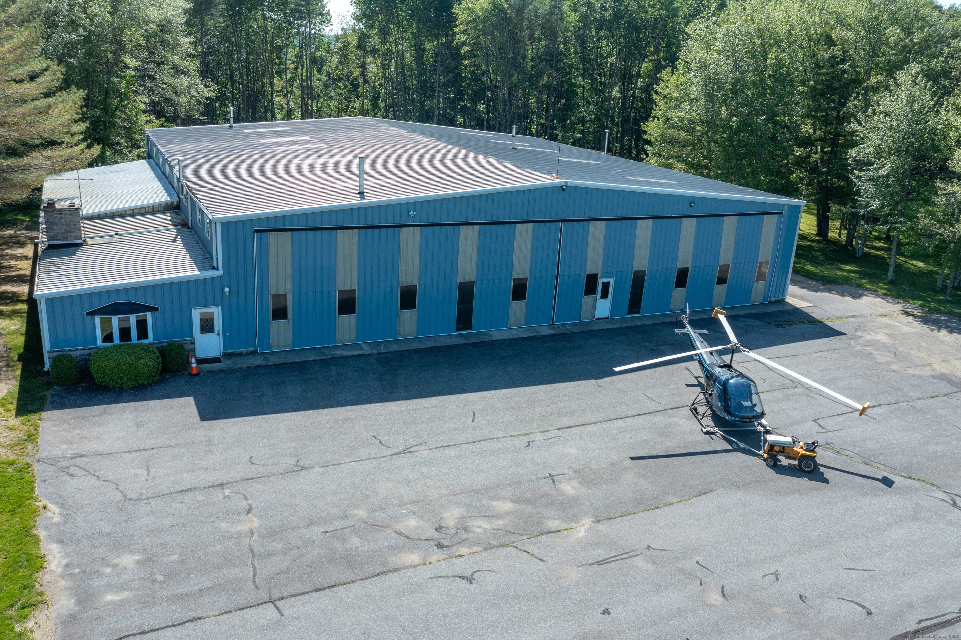 Woodstock, Connecticut, 06281, United States, 3 Bedrooms Bedrooms, ,5 BathroomsBathrooms,Residential,Active,1959926