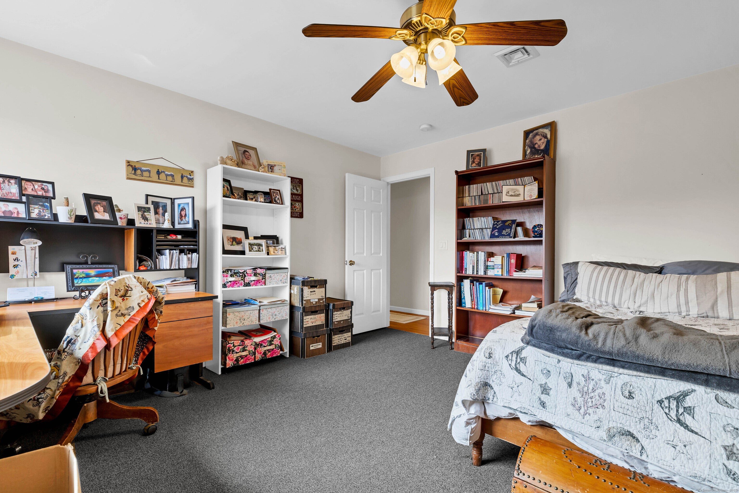 Groton, Connecticut, 06340, United States, 5 Bedrooms Bedrooms, ,5 BathroomsBathrooms,Residential,Active,1849560