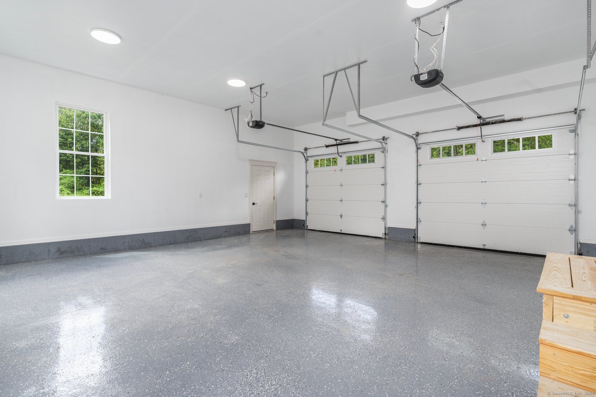 Pomfret, Connecticut, 06259, United States, 4 Bedrooms Bedrooms, ,6 BathroomsBathrooms,Residential,Active,1880189