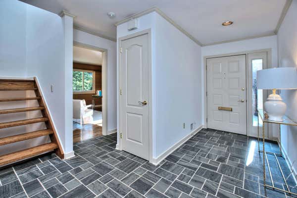 289 NEW NORWALK RD # 8, NEW CANAAN, CT 06840, photo 3 of 39