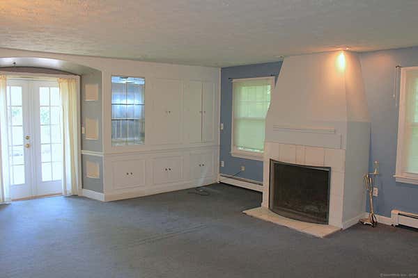 360 FOUNTAIN ST APT 5, NEW HAVEN, CT 06515, photo 3 of 40