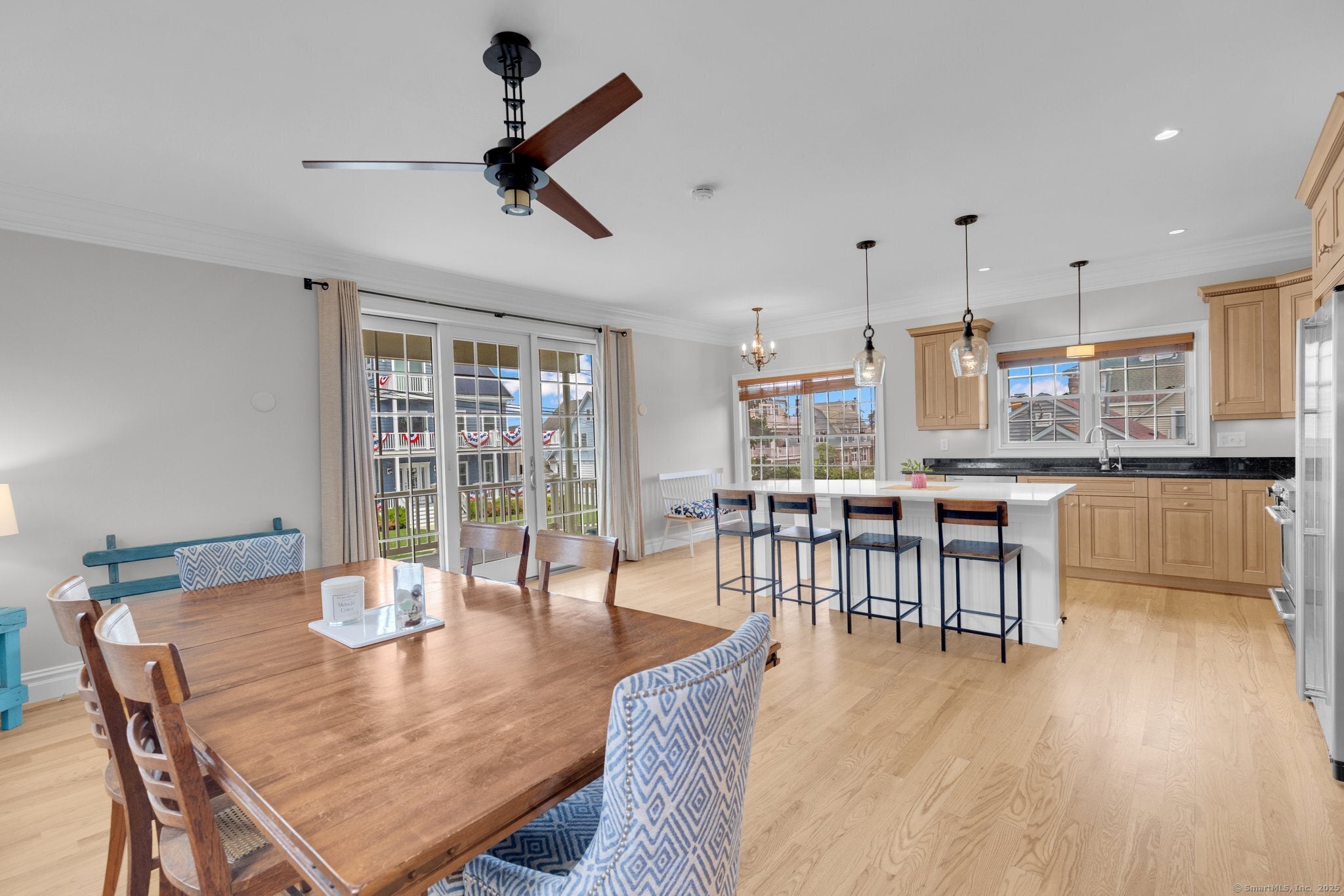 Milford, Connecticut, 06460, United States, 3 Bedrooms Bedrooms, ,4 BathroomsBathrooms,Residential,Active,1926887