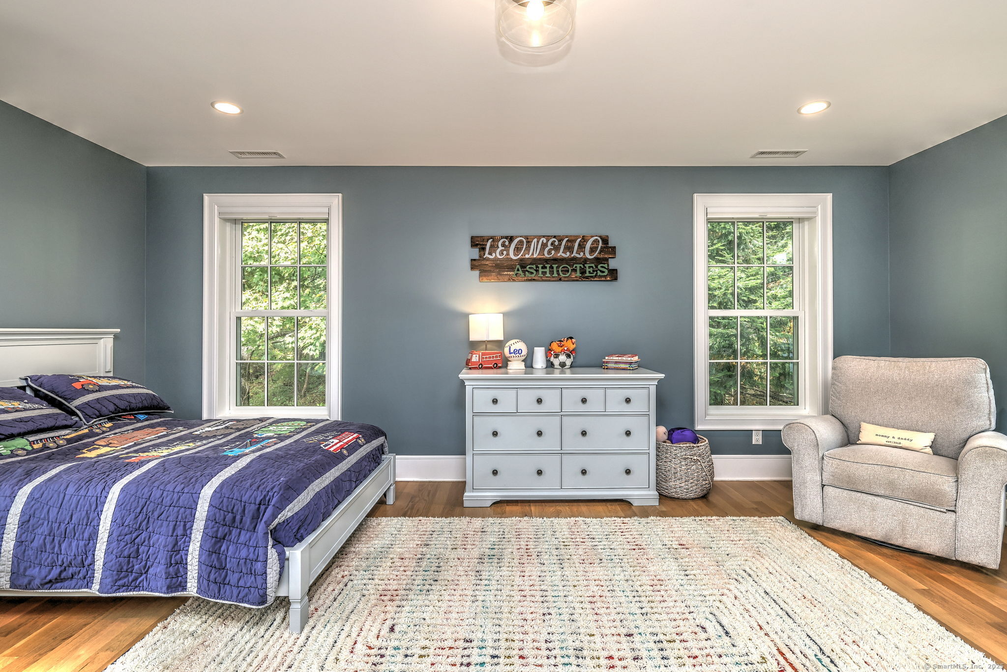 Trumbull, Connecticut, 06611, United States, 5 Bedrooms Bedrooms, ,4 BathroomsBathrooms,Residential,Active,2006973