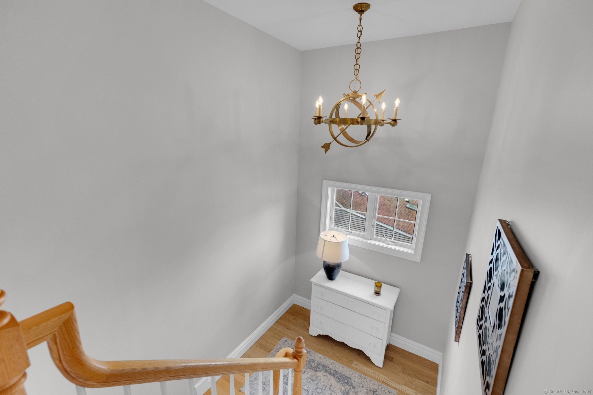 Milford, Connecticut, 06460, United States, 3 Bedrooms Bedrooms, ,4 BathroomsBathrooms,Residential,Active,1926887