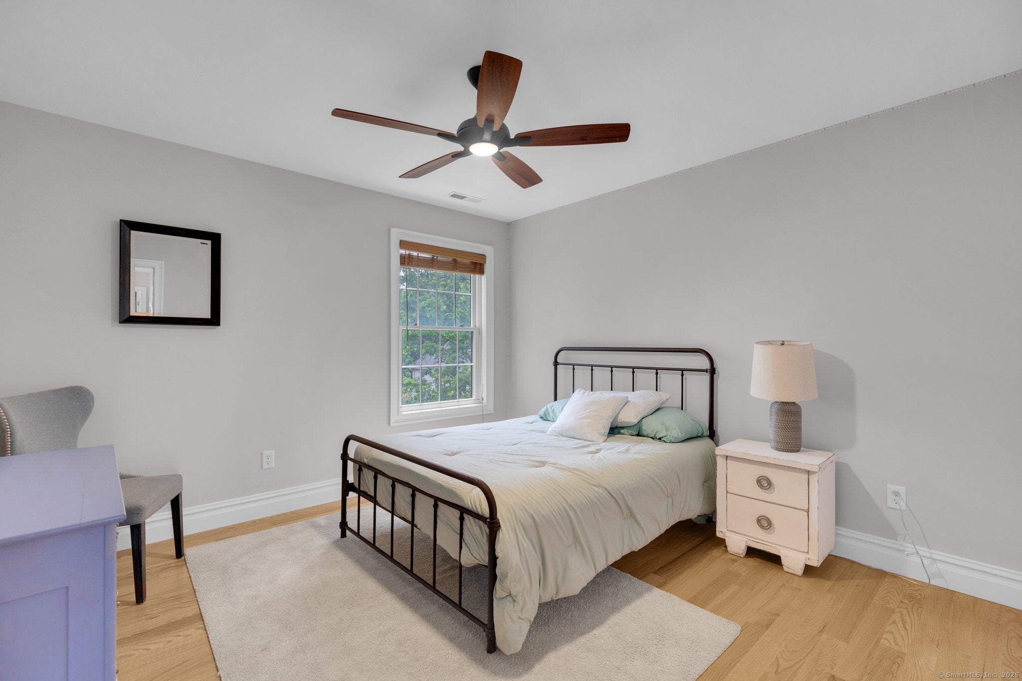 Milford, Connecticut, 06460, United States, 3 Bedrooms Bedrooms, ,4 BathroomsBathrooms,Residential,Active,1926887