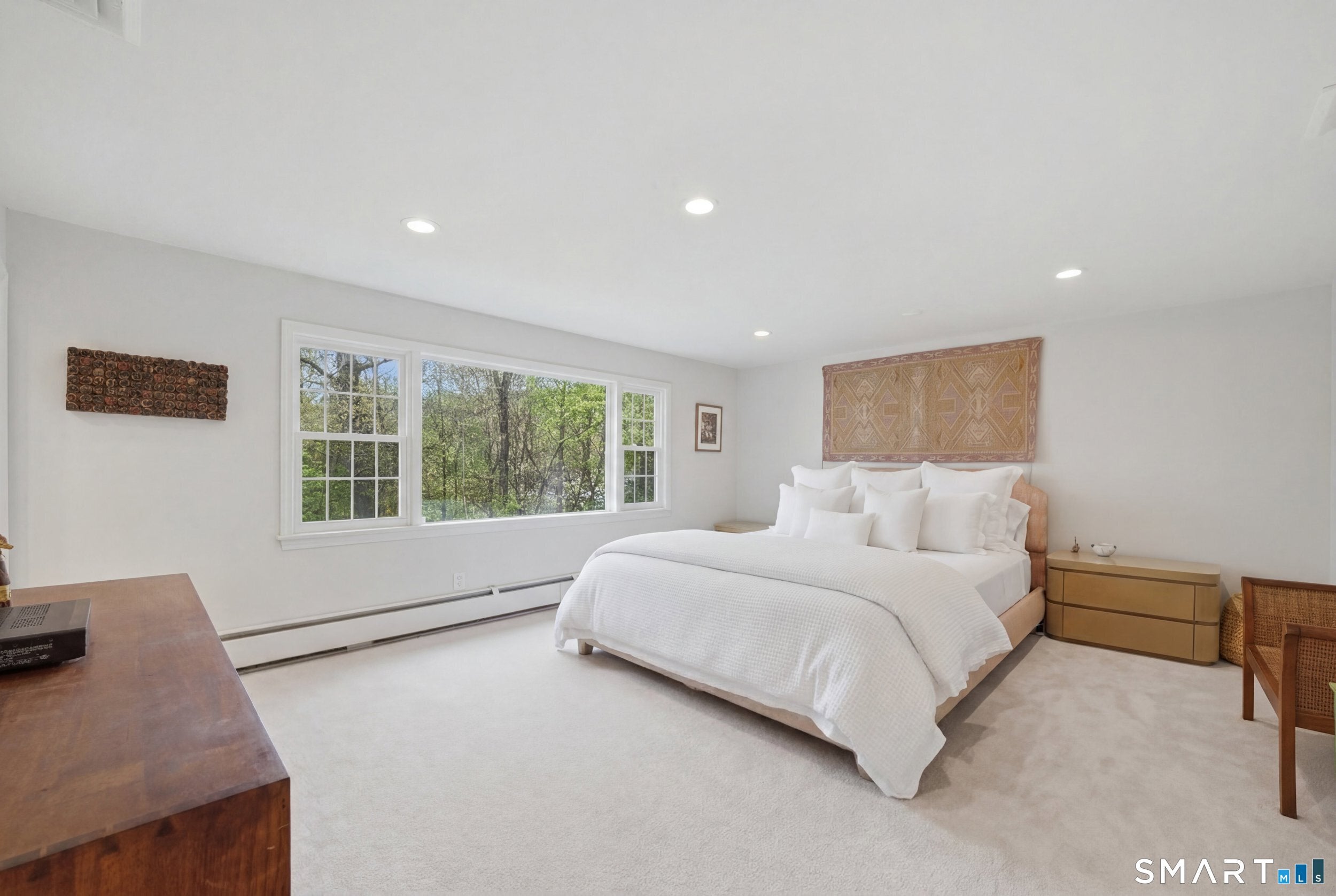 Stamford, Connecticut, 06902, United States, 4 Bedrooms Bedrooms, ,4 BathroomsBathrooms,Residential,Active,2042685