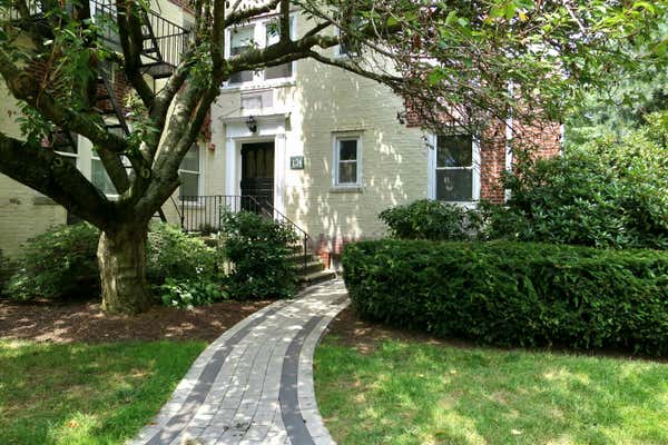 124 WOODSIDE GRN APT 2C, STAMFORD, CT 06905 - Image 1