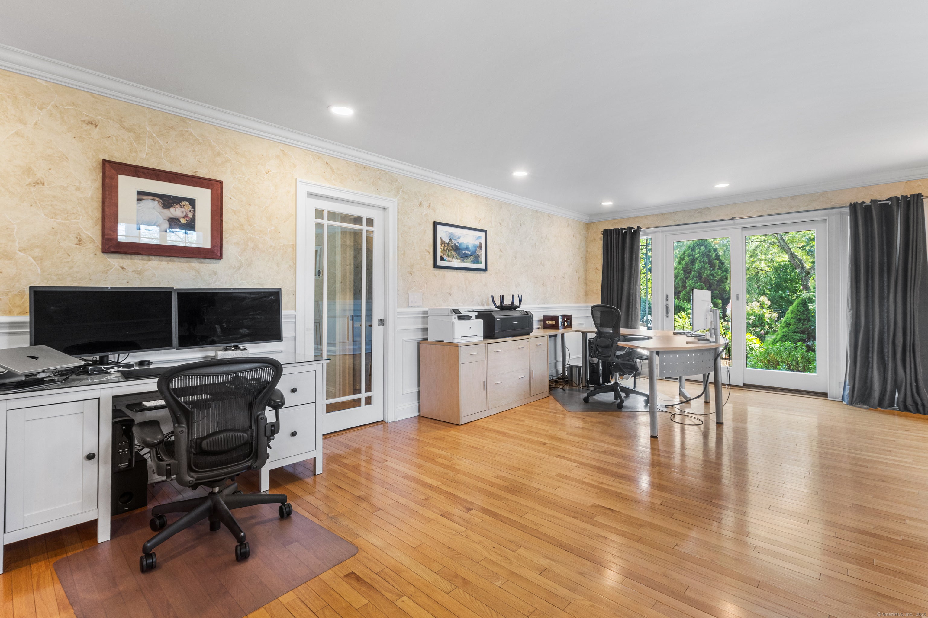 Waterford, Connecticut, 06385, United States, 4 Bedrooms Bedrooms, ,6 BathroomsBathrooms,Residential,Active,1963254