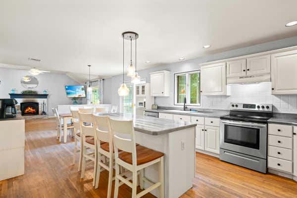 16 PINE TREE HILL RD, NEWTOWN, CT 06470 - Image 1