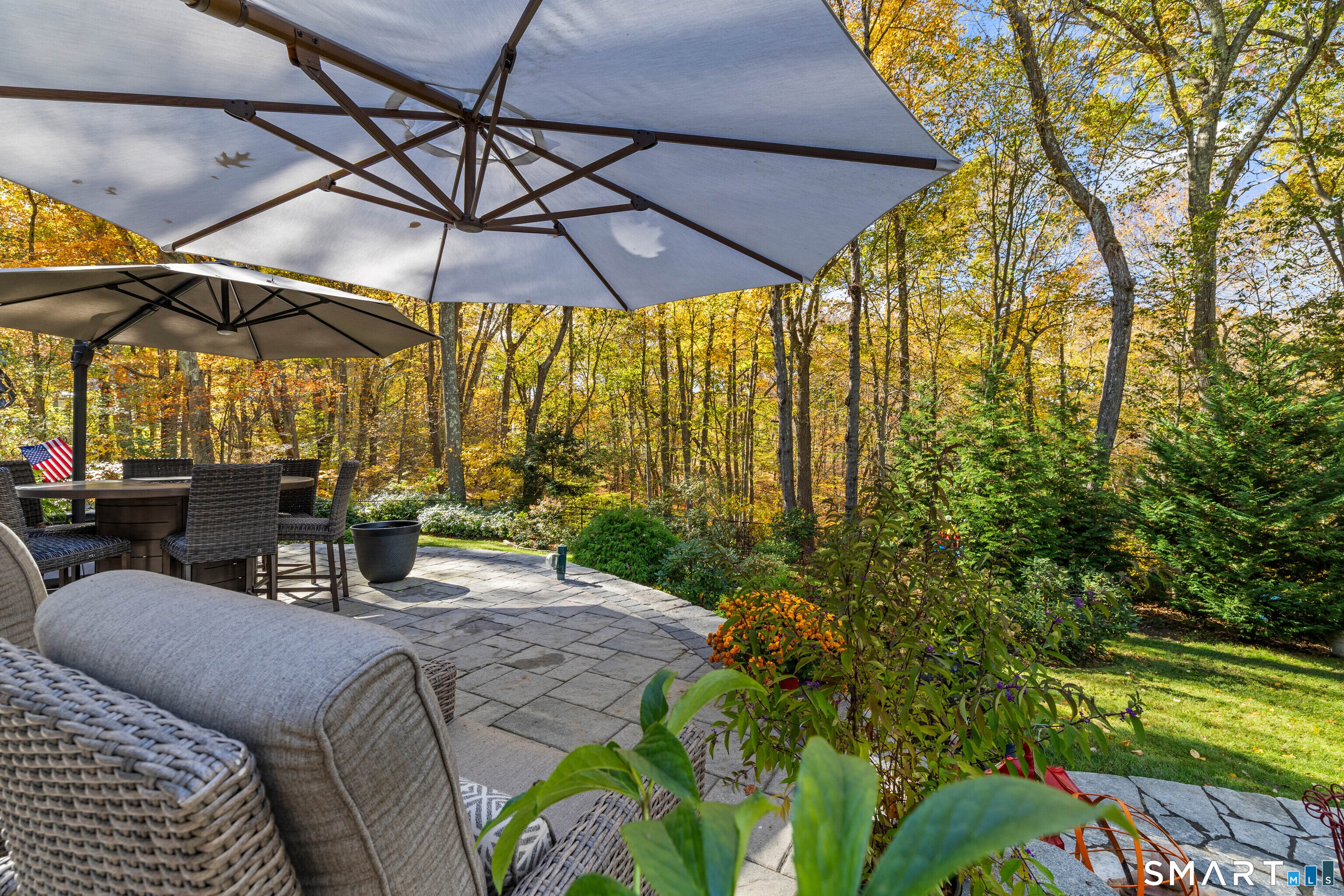 Essex, Connecticut, 06426, United States, 4 Bedrooms Bedrooms, ,4 BathroomsBathrooms,Residential,Contingent,2007320