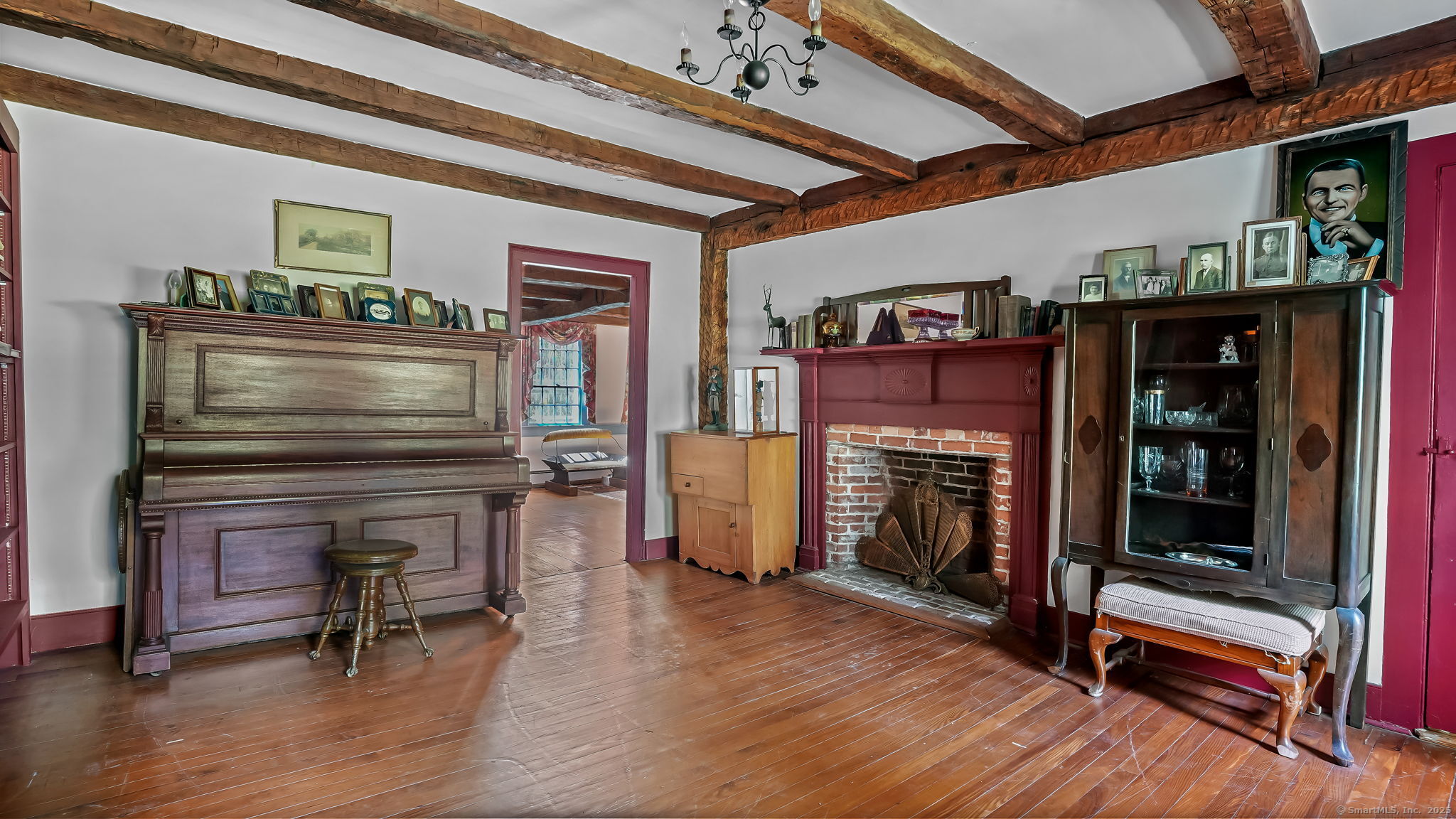 Trumbull, Connecticut, 06611, United States, 6 Bedrooms Bedrooms, ,6 BathroomsBathrooms,Residential,Active,1922320