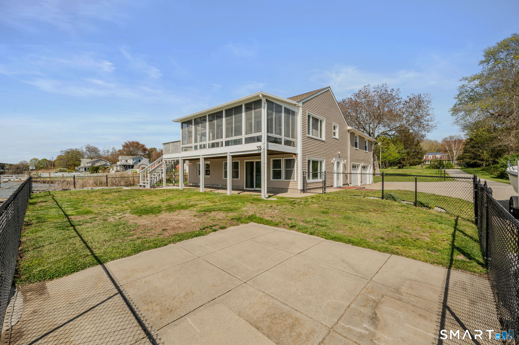 Waterford, Connecticut, 06385, United States, 4 Bedrooms Bedrooms, ,3 BathroomsBathrooms,Residential,Active,2045547