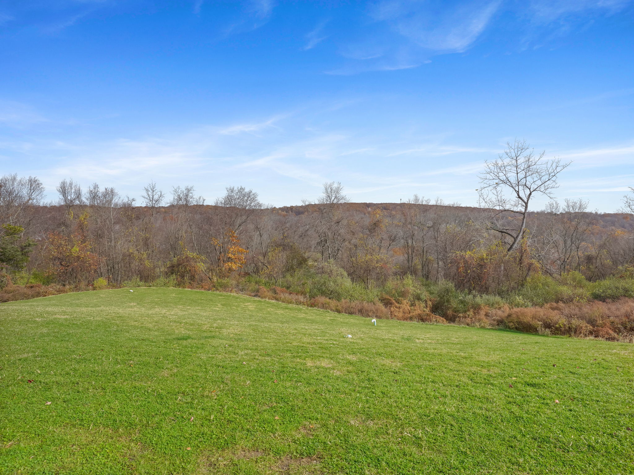 Southbury, Connecticut, 06488, United States, 4 Bedrooms Bedrooms, ,4 BathroomsBathrooms,Residential,Active,1988444