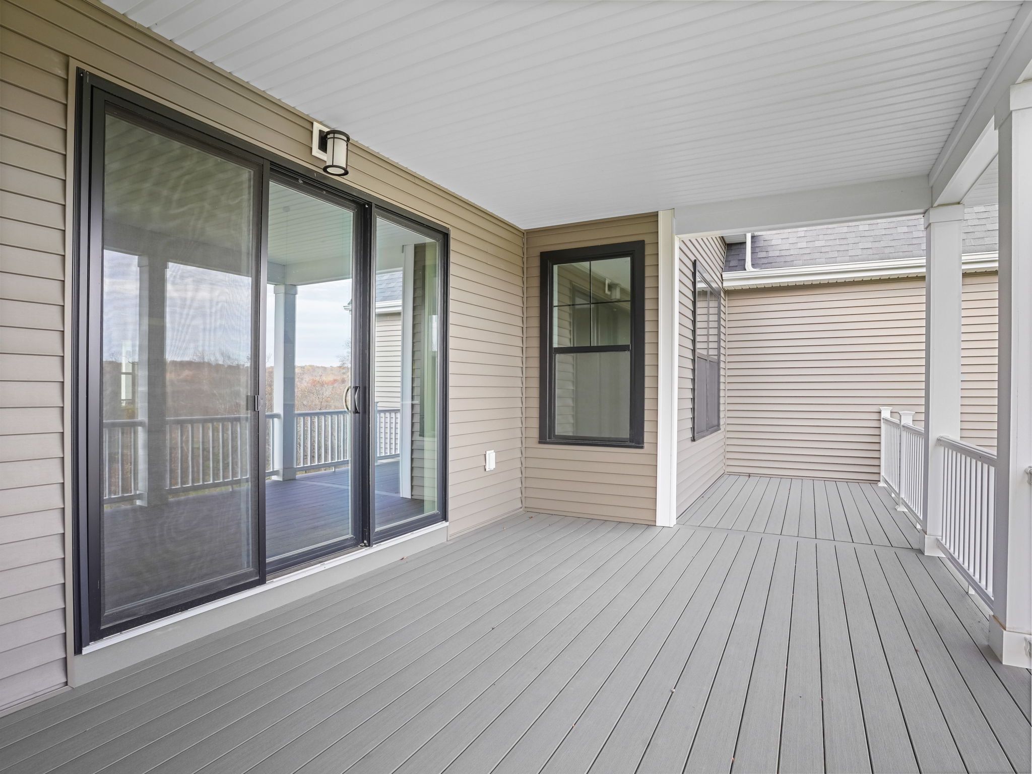 Southbury, Connecticut, 06488, United States, 4 Bedrooms Bedrooms, ,4 BathroomsBathrooms,Residential,Active,1988444