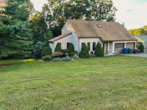 11 SCOTT LN, CROMWELL, CT 06416 - Image 1