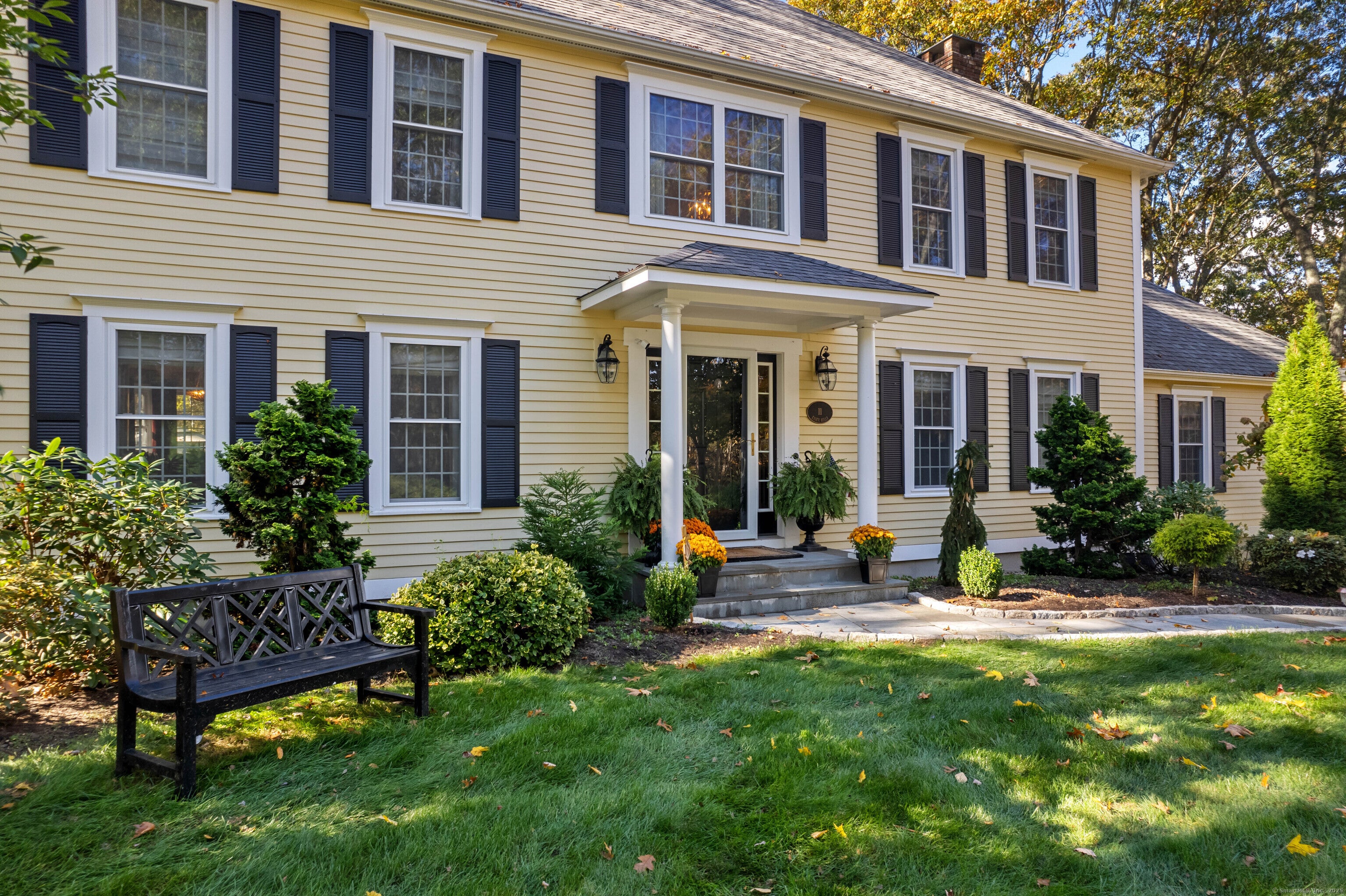 Essex, Connecticut, 06426, United States, 4 Bedrooms Bedrooms, ,4 BathroomsBathrooms,Residential,Contingent,2007320