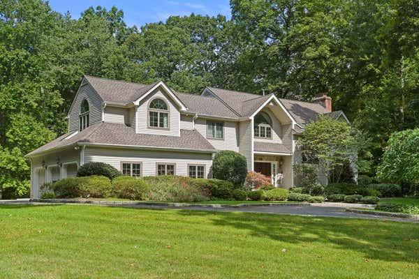 334 BRAMBLEY HEDGE CIR, FAIRFIELD, CT 06824 - Image 1