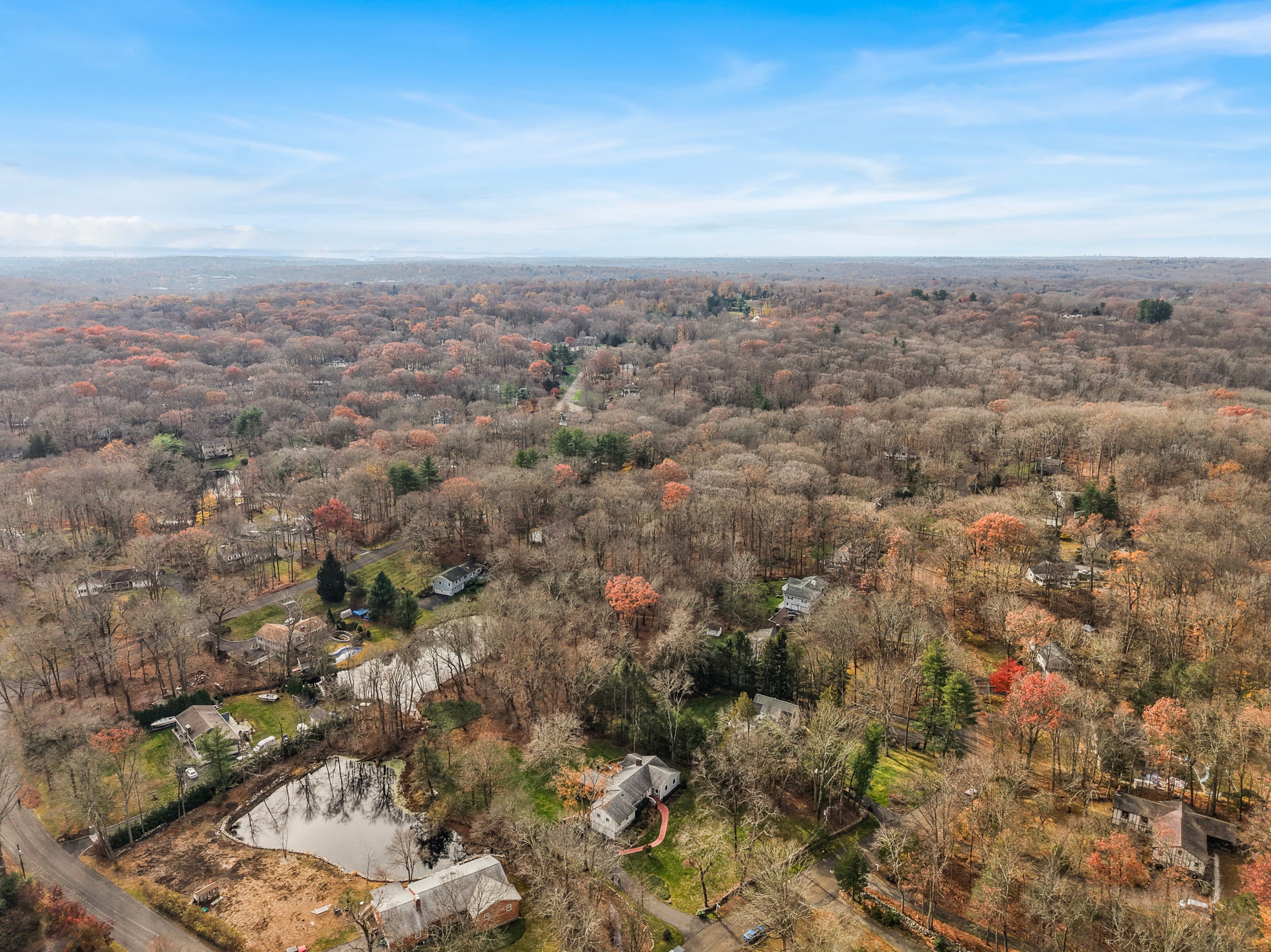 Stamford, Connecticut, 06903, United States, 4 Bedrooms Bedrooms, ,3 BathroomsBathrooms,Residential,Active,1996290