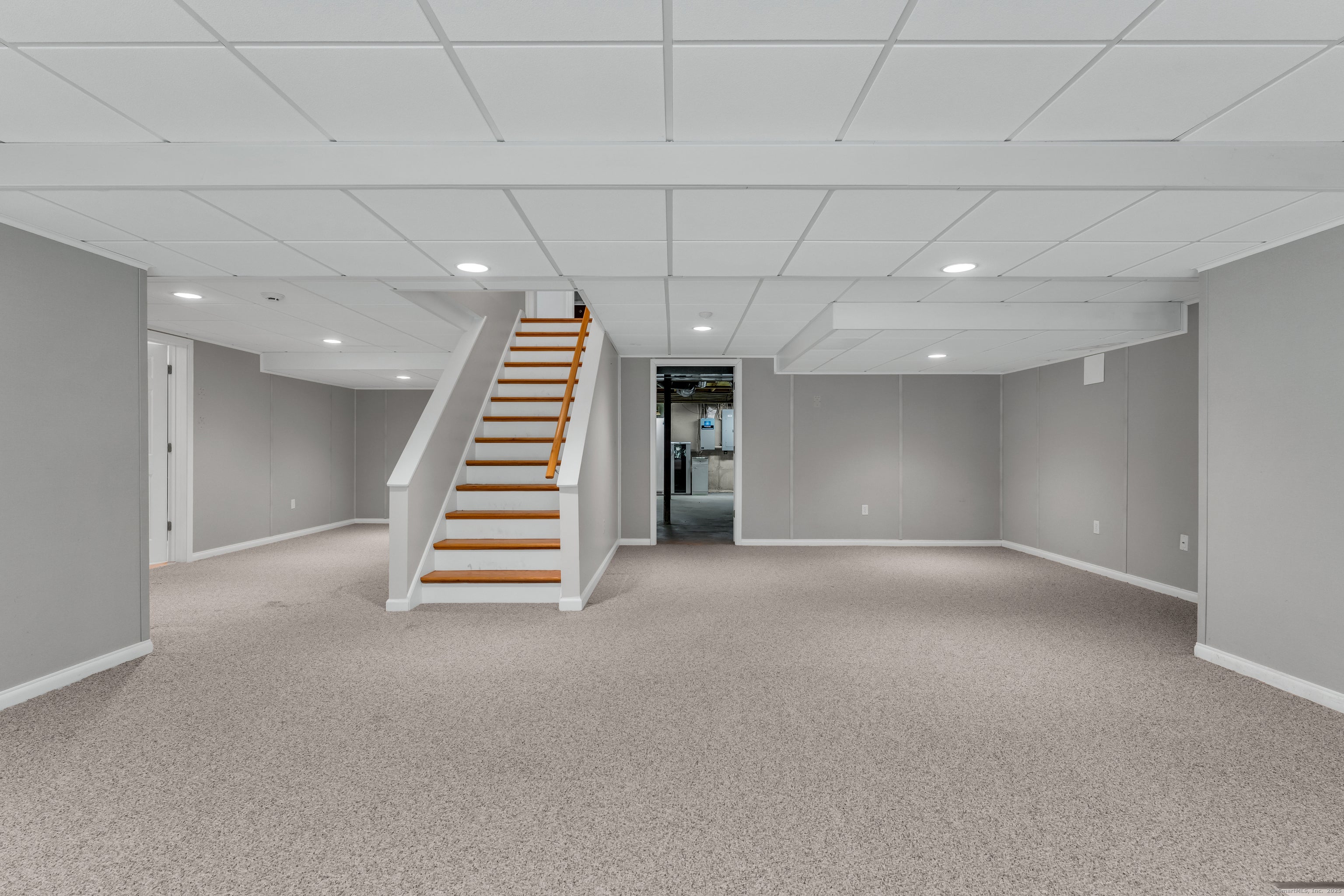 Old Lyme, Connecticut, 06371, United States, 3 Bedrooms Bedrooms, ,5 BathroomsBathrooms,Residential,Active,1944260