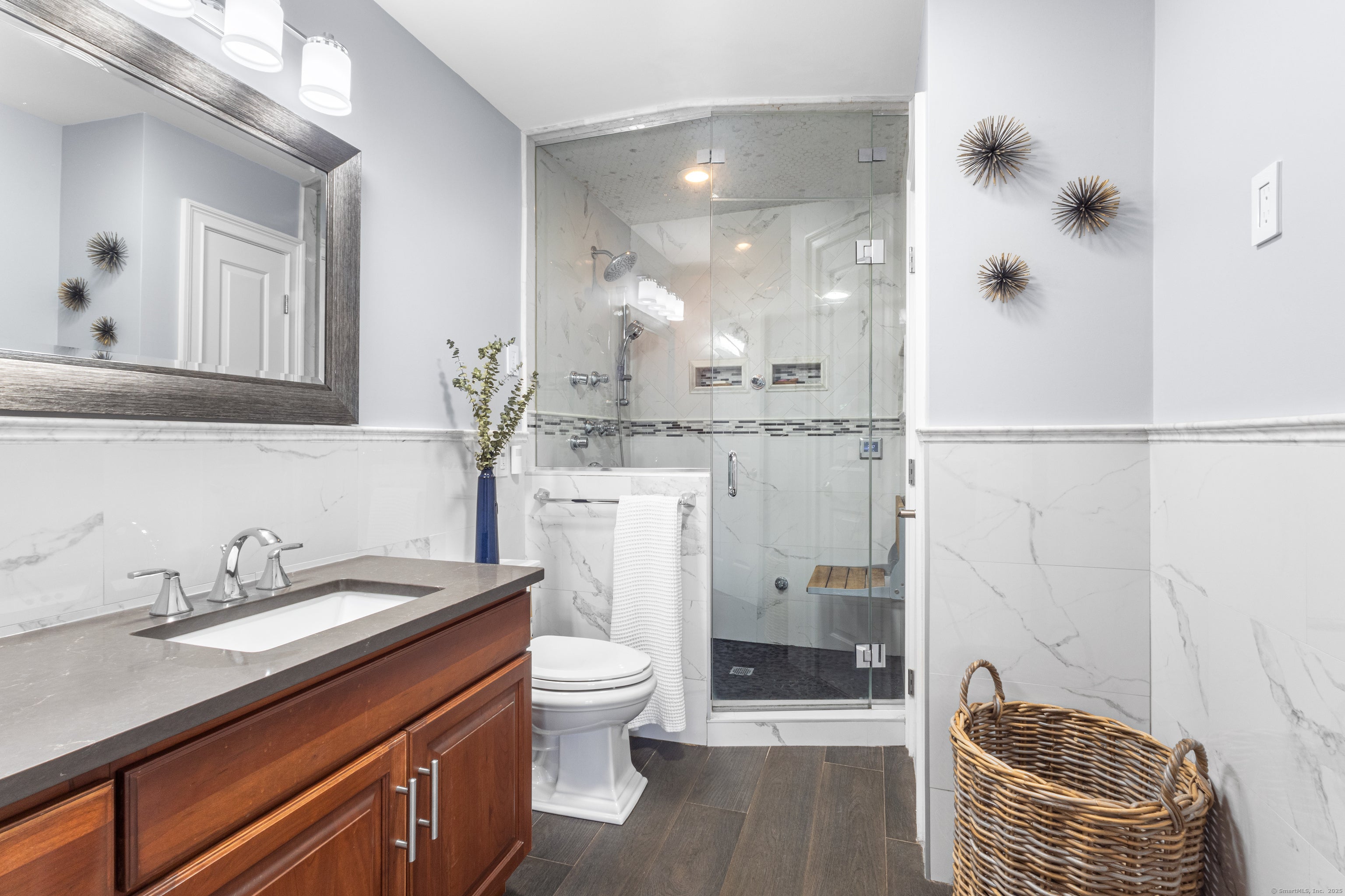 Waterford, Connecticut, 06385, United States, 4 Bedrooms Bedrooms, ,6 BathroomsBathrooms,Residential,Active,1963254