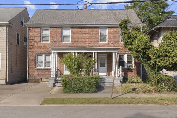 219 WILLOW ST, BRIDGEPORT, CT 06610 - Image 1