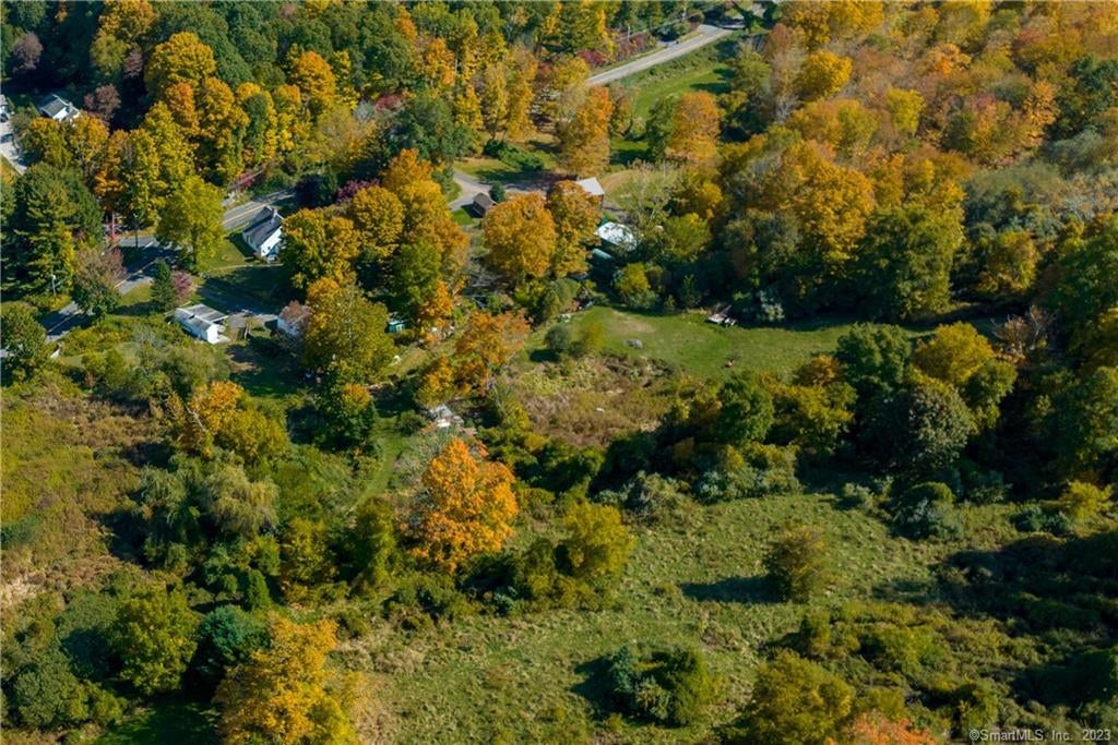 Newtown, Connecticut, 06470, United States, 3 Bedrooms Bedrooms, ,2 BathroomsBathrooms,Residential,Active,1967111