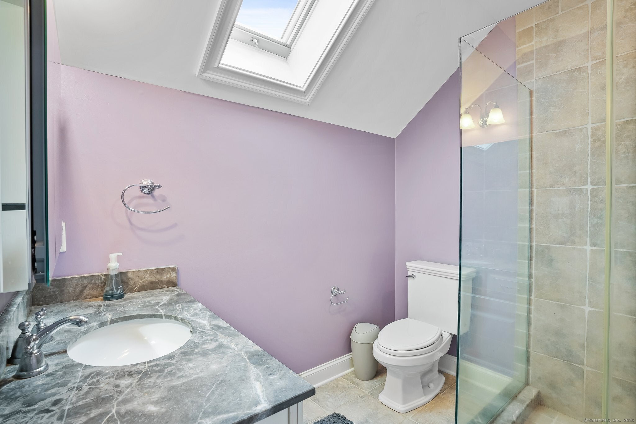 Woodbridge, Connecticut, 06525, United States, 4 Bedrooms Bedrooms, ,5 BathroomsBathrooms,Residential,Active,1849525