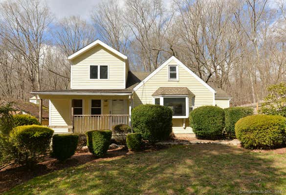 20 SLEEPY HOLLOW RD, SOUTHBURY, CT 06488 - Image 1