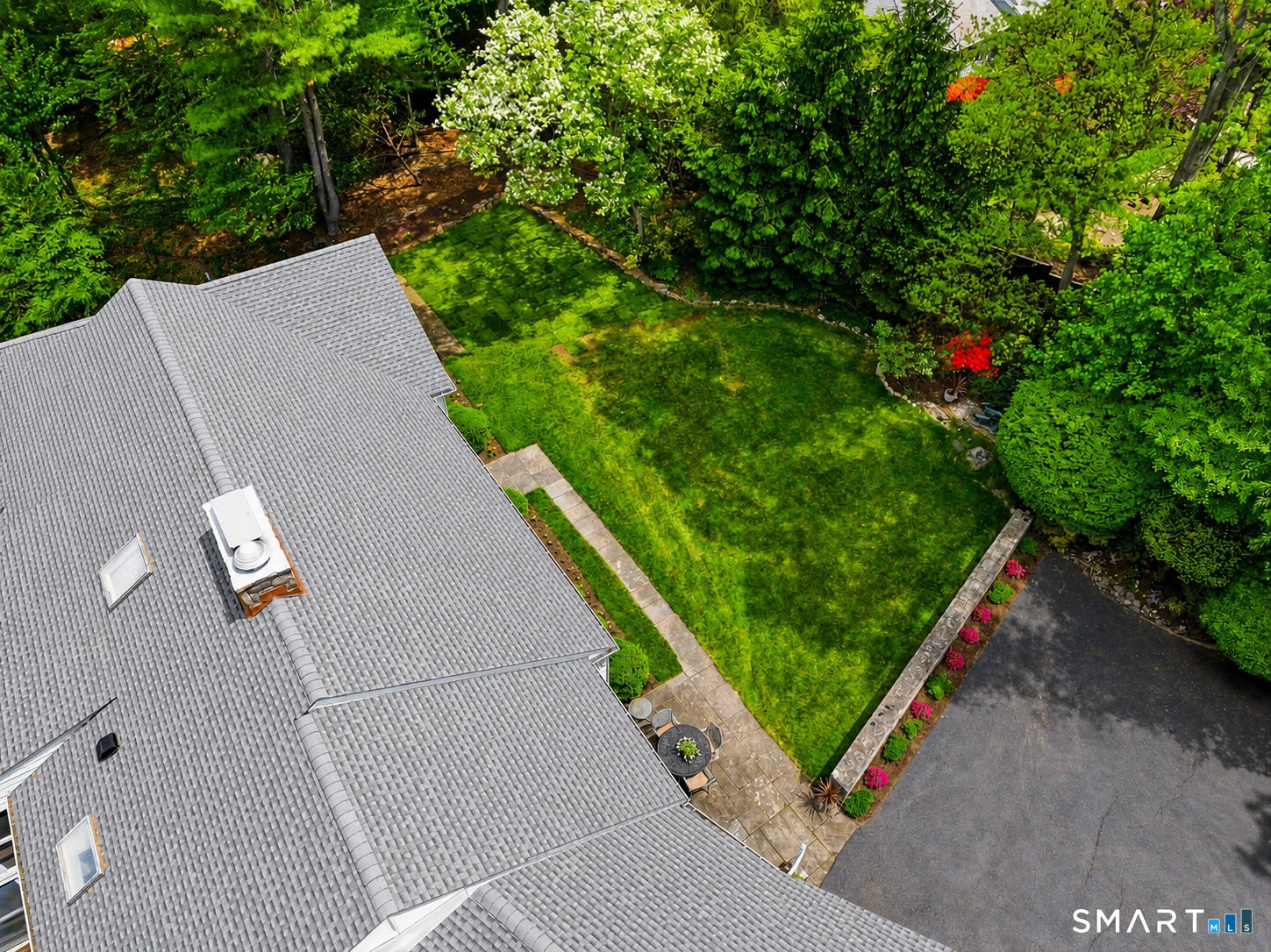 Stamford, Connecticut, 06902, United States, 4 Bedrooms Bedrooms, ,4 BathroomsBathrooms,Residential,Active,2042685