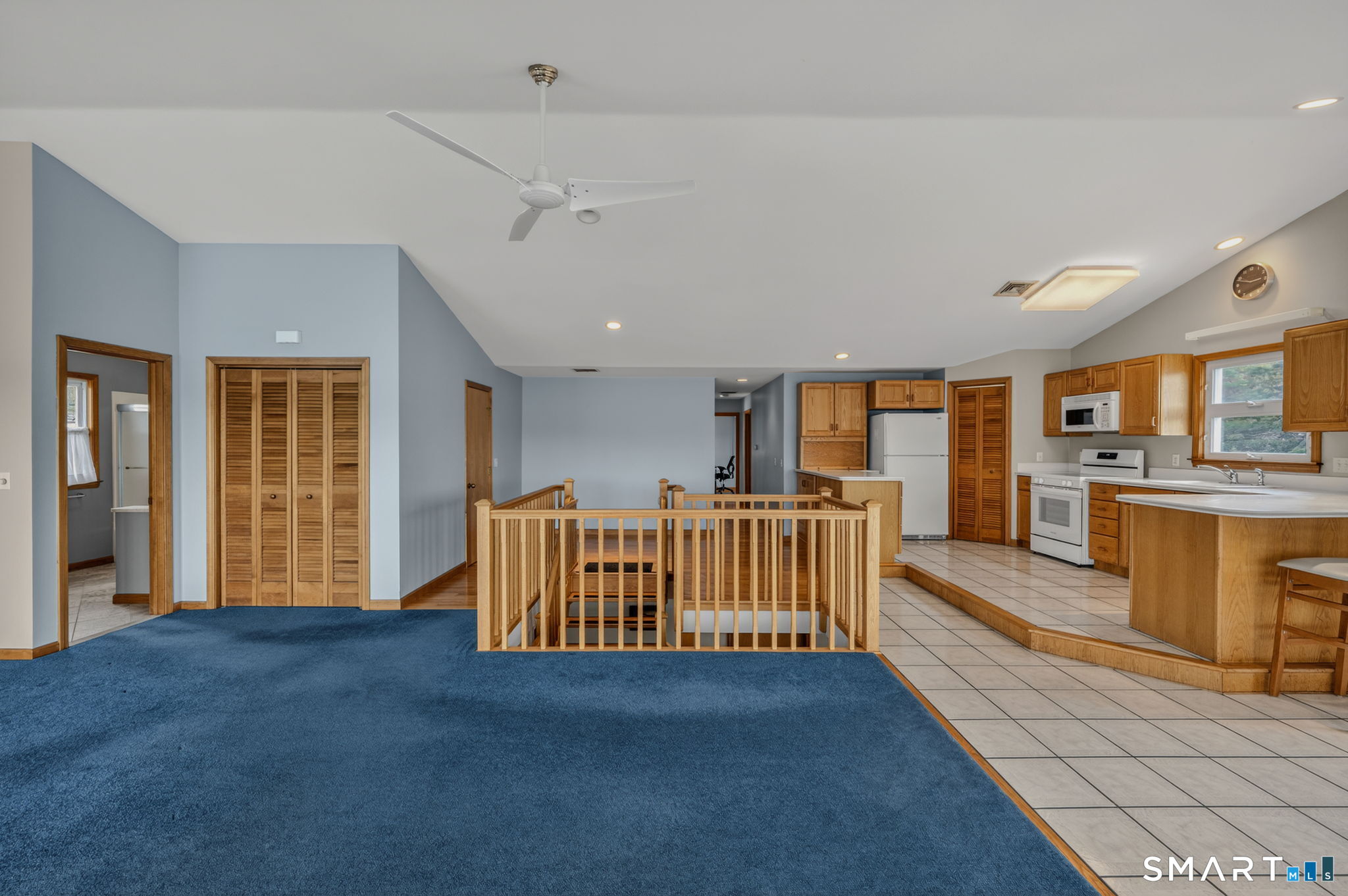 Waterford, Connecticut, 06385, United States, 4 Bedrooms Bedrooms, ,3 BathroomsBathrooms,Residential,Active,2045547