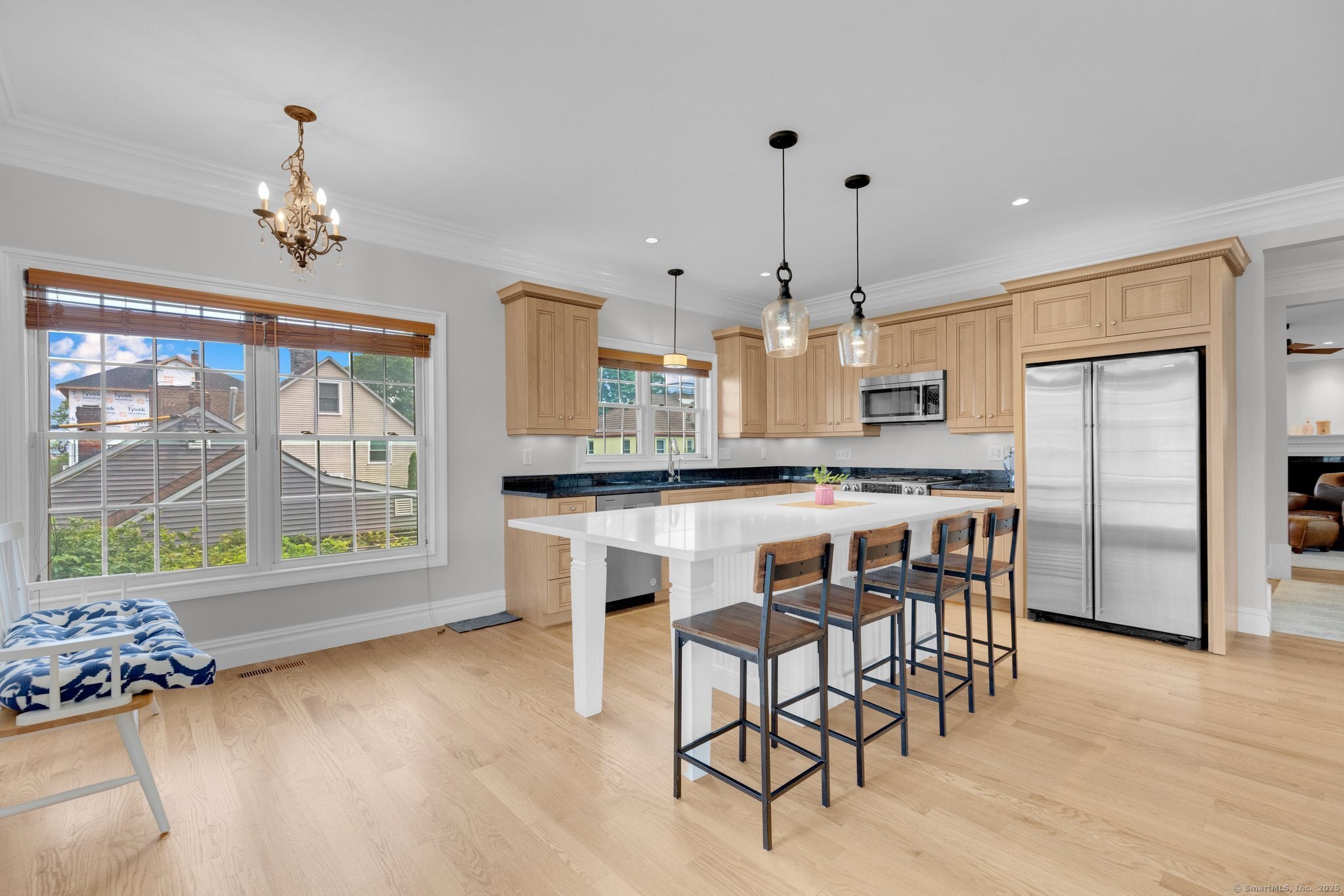 Milford, Connecticut, 06460, United States, 3 Bedrooms Bedrooms, ,4 BathroomsBathrooms,Residential,Active,1926887