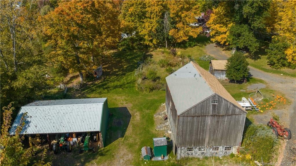 Newtown, Connecticut, 06470, United States, 3 Bedrooms Bedrooms, ,2 BathroomsBathrooms,Residential,Active,1967111