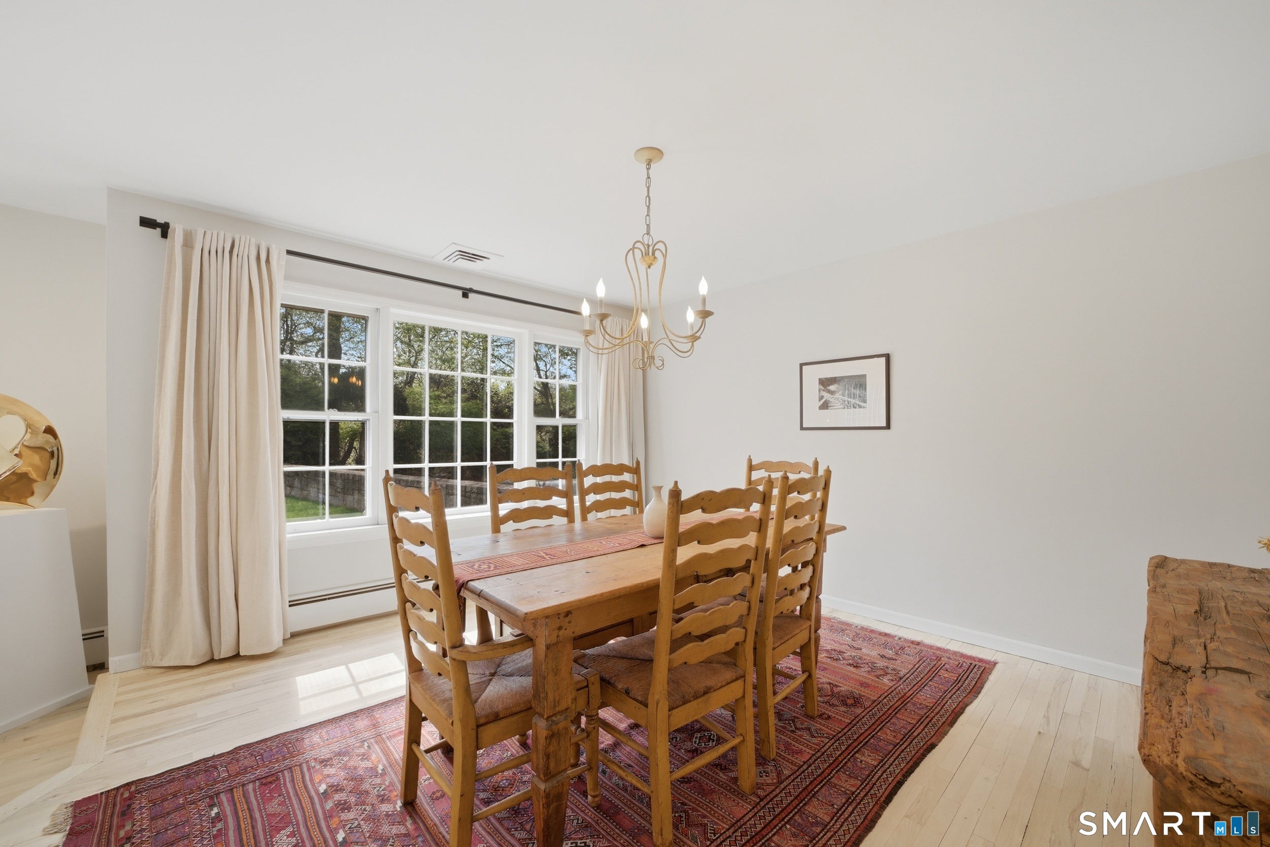 Stamford, Connecticut, 06902, United States, 4 Bedrooms Bedrooms, ,4 BathroomsBathrooms,Residential,Active,2042685