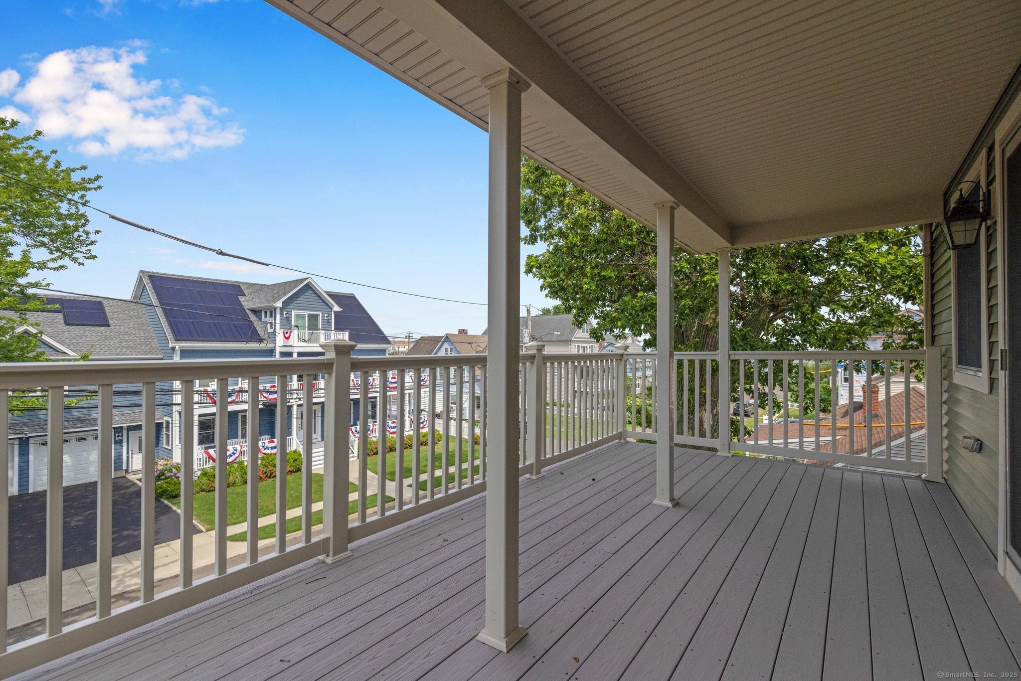 Milford, Connecticut, 06460, United States, 3 Bedrooms Bedrooms, ,4 BathroomsBathrooms,Residential,Active,1926887