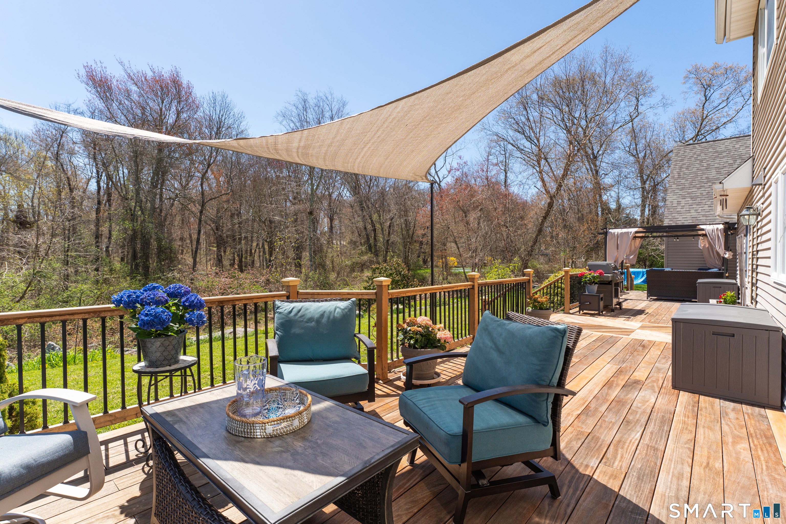 Waterford, Connecticut, 06385, United States, 3 Bedrooms Bedrooms, ,3 BathroomsBathrooms,Residential,Active,2043434