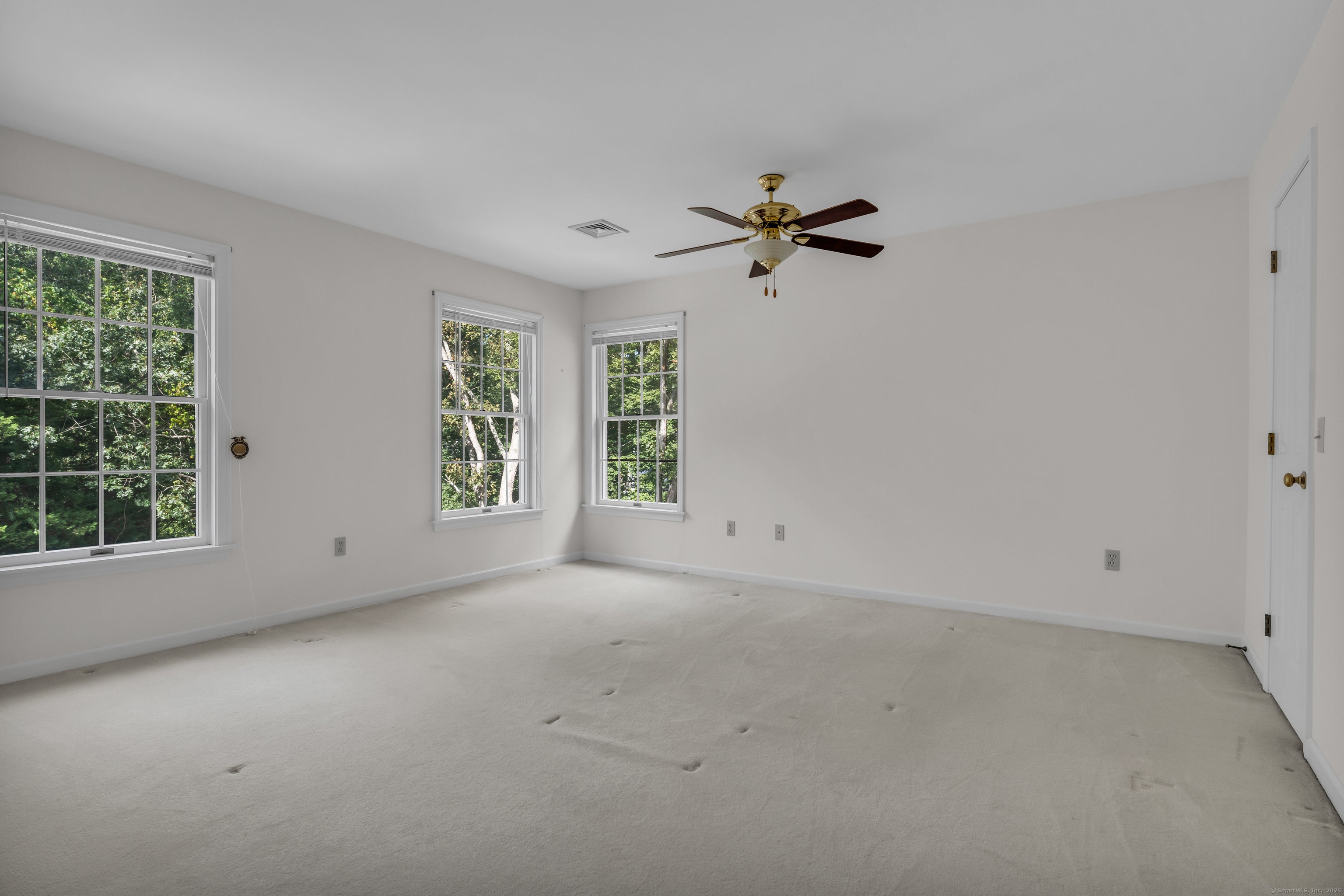 Old Lyme, Connecticut, 06371, United States, 3 Bedrooms Bedrooms, ,5 BathroomsBathrooms,Residential,Active,1944260