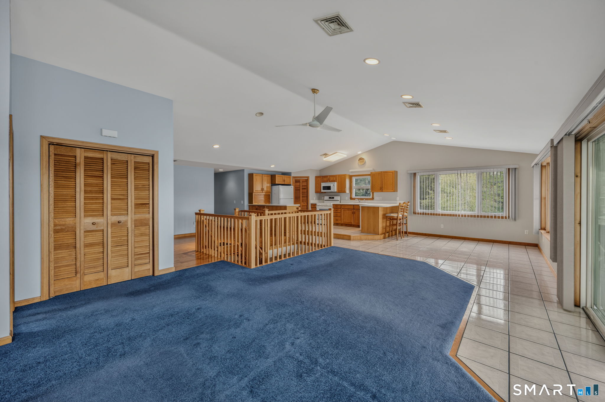 Waterford, Connecticut, 06385, United States, 4 Bedrooms Bedrooms, ,3 BathroomsBathrooms,Residential,Active,2045547