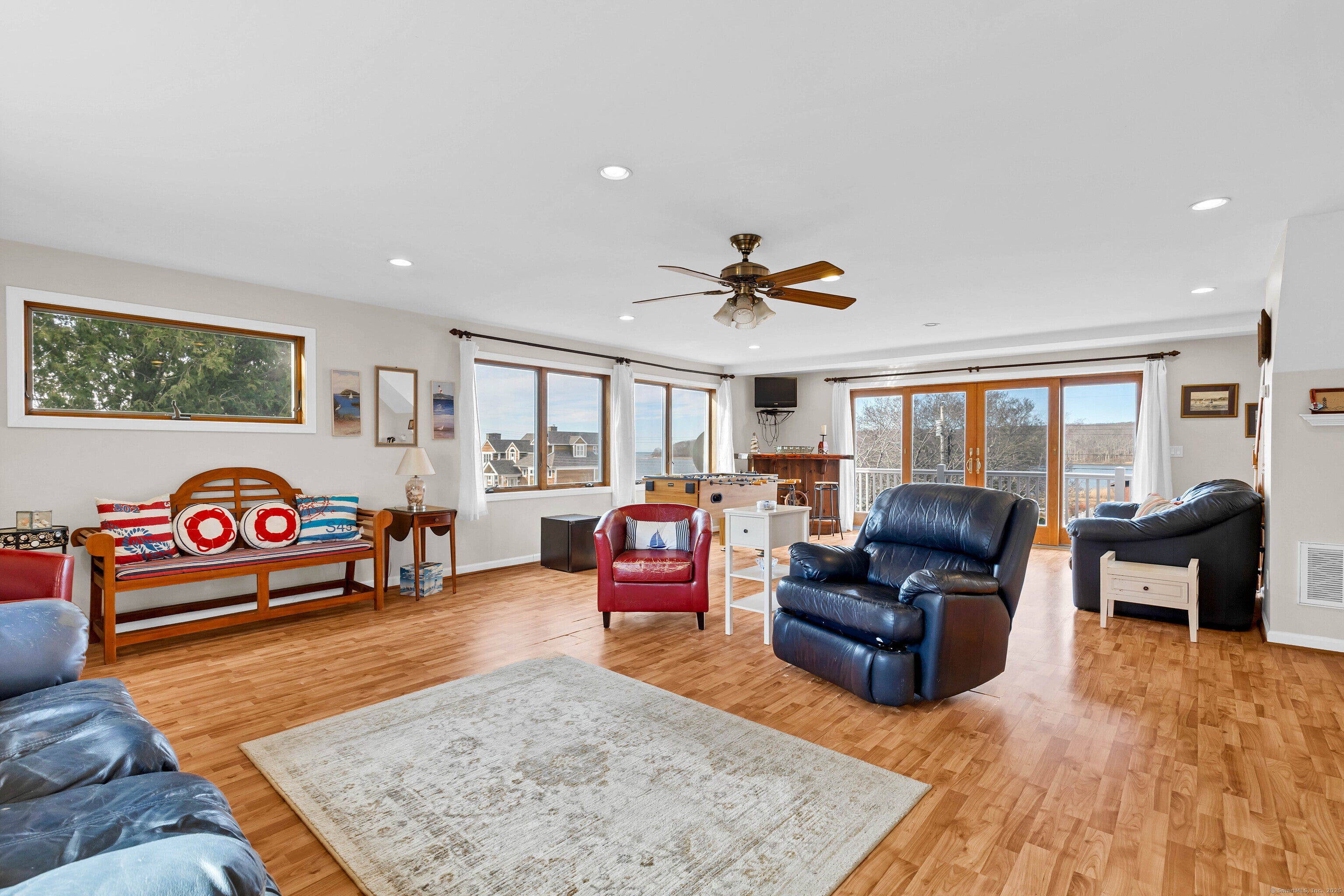 Groton, Connecticut, 06340, United States, 5 Bedrooms Bedrooms, ,5 BathroomsBathrooms,Residential,Active,1849560