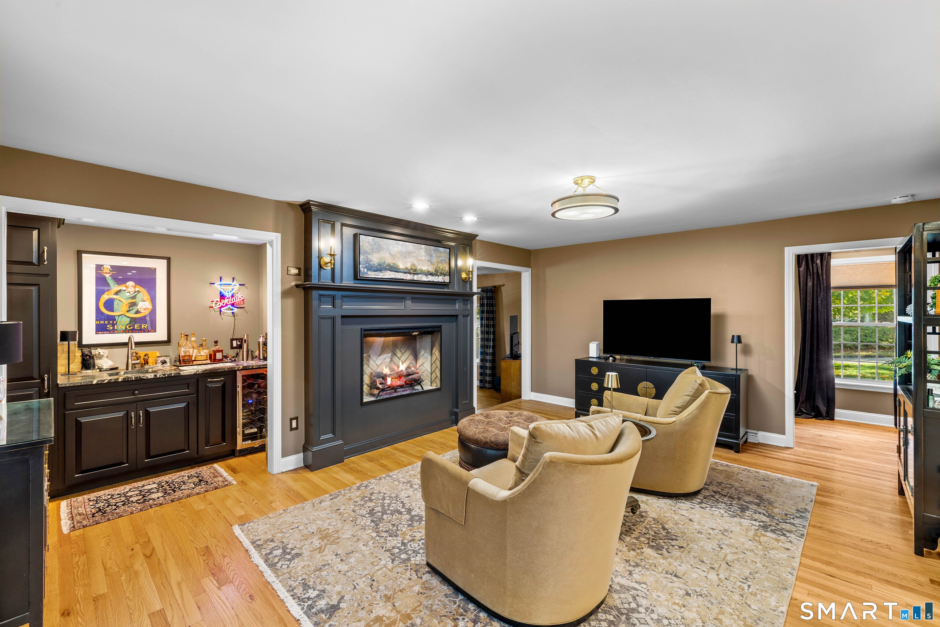 Essex, Connecticut, 06426, United States, 4 Bedrooms Bedrooms, ,4 BathroomsBathrooms,Residential,Contingent,2007320