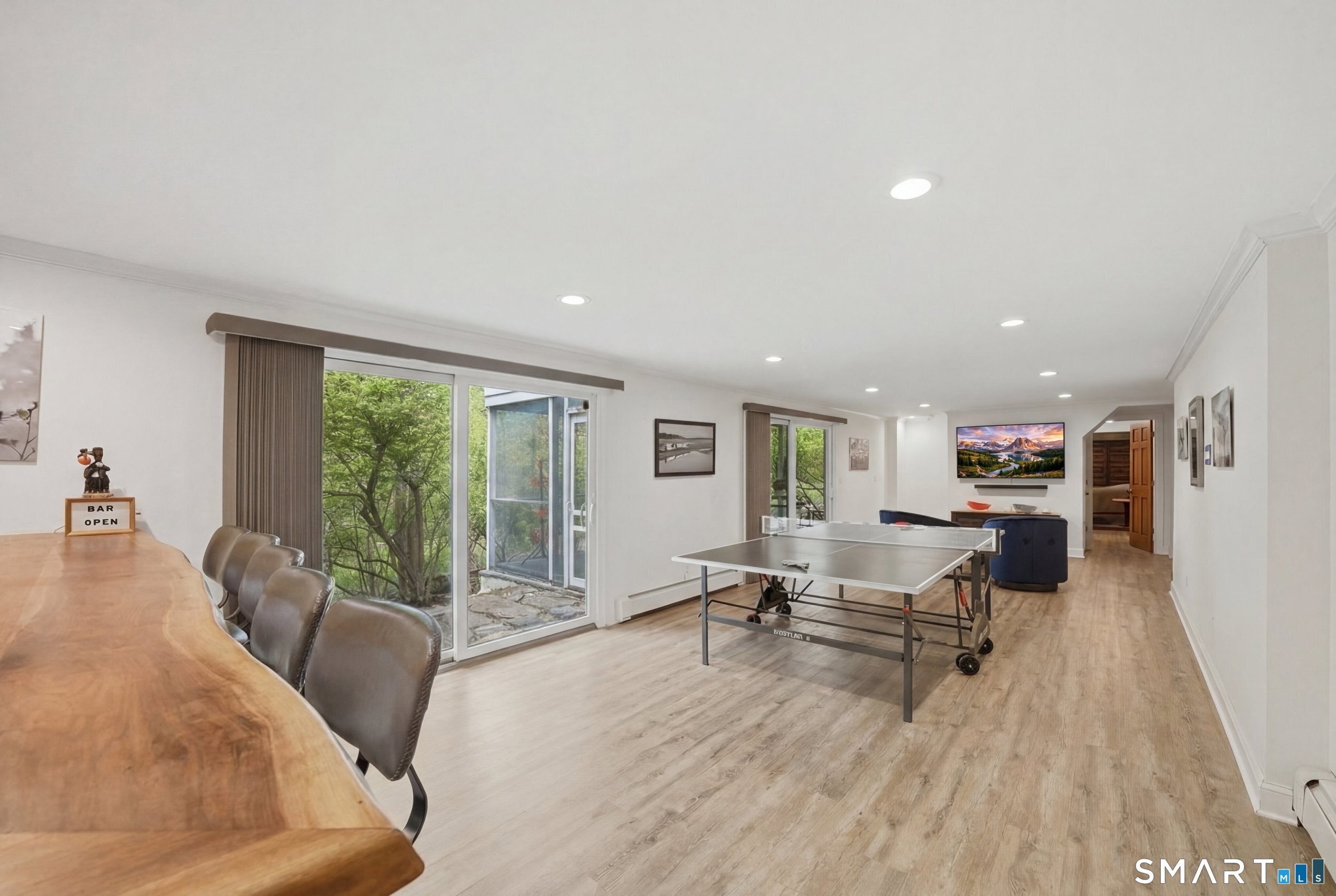 Stamford, Connecticut, 06902, United States, 4 Bedrooms Bedrooms, ,4 BathroomsBathrooms,Residential,Active,2042685
