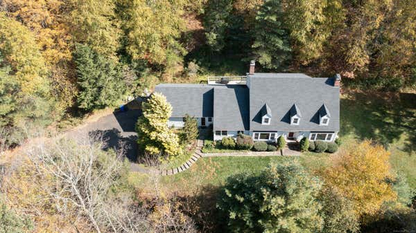 40 HIDDEN BROOK DR, BROOKFIELD, CT 06804 - Image 1