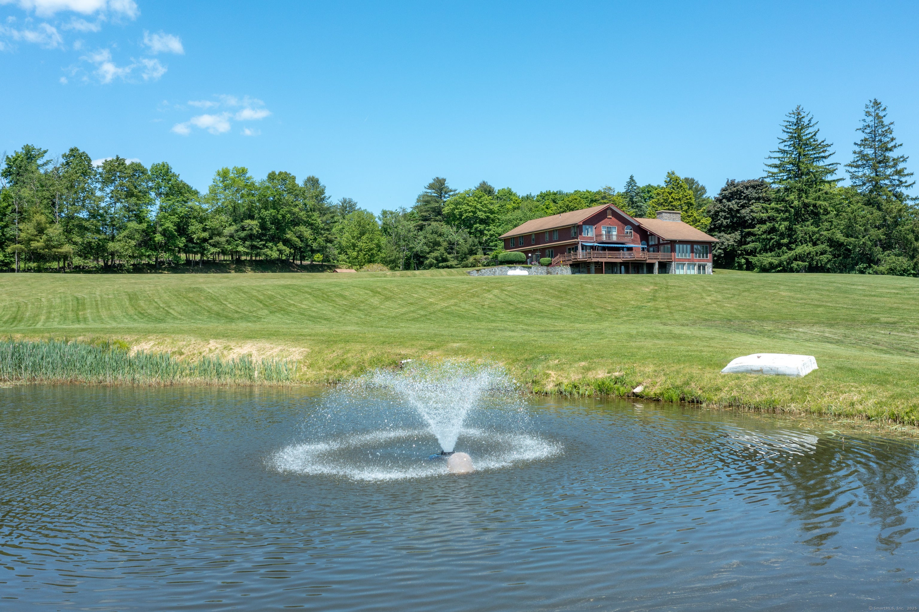 Woodstock, Connecticut, 06281, United States, 3 Bedrooms Bedrooms, ,5 BathroomsBathrooms,Residential,Active,1959926