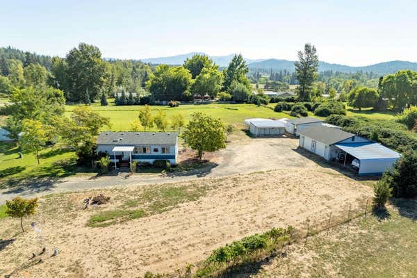 3003 WALNUT AVE, GRANTS PASS, OR 97527 - Image 1