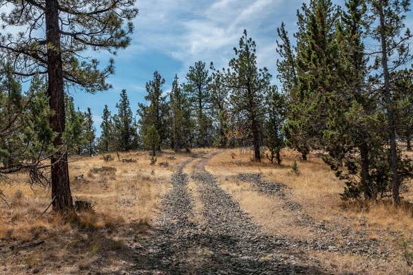 15315 NE SCHNEIDER WAY, PRINEVILLE, OR 97754, photo 2 of 37