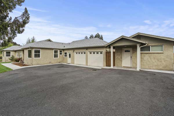 1961 CLOVERLAWN DR, GRANTS PASS, OR 97527 - Image 1