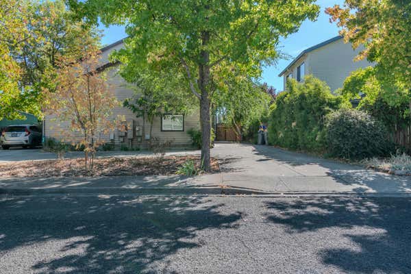 524 TULIPAN WAY, TALENT, OR 97540 - Image 1